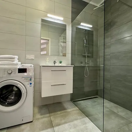 K22 Cybernetics 2f Chopin Airport Apartament *