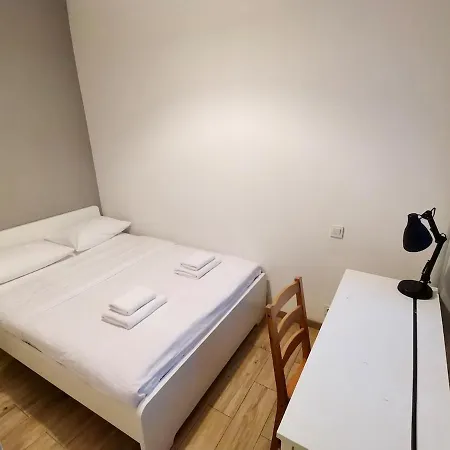 Apartment K22 Cybernetics 2f Chopin Airport *