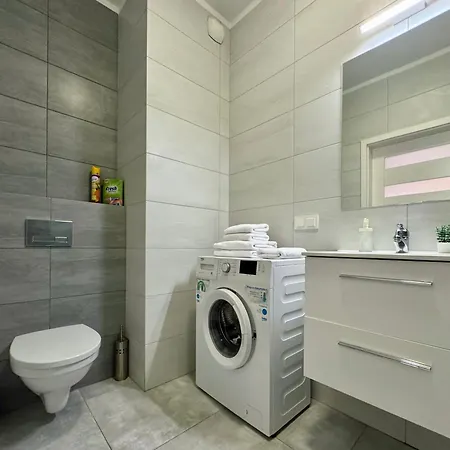 K22 Cybernetics 2f Chopin Airport