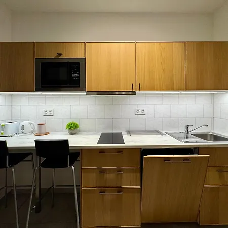 K22 Cybernetics 2f Chopin Airport Apartman Varsó