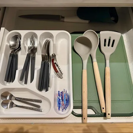 K22 Cybernetics 2f Chopin Airport Apartman *