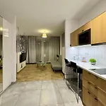 K22 Cybernetics 2f Chopin Airport Apartament